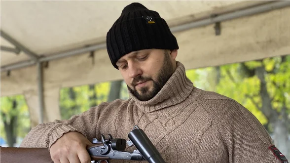 Шапка ТРОФЕЙ Black