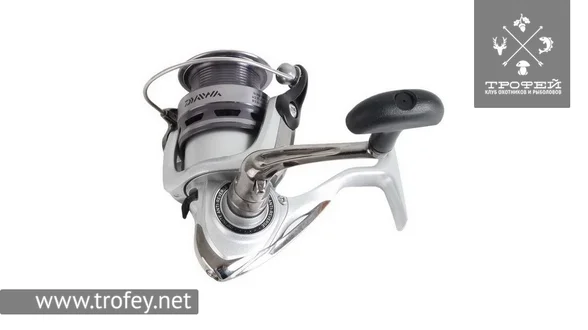 фото Катушка Daiwa LAGUNA 4000-5BI 2135.16.44 | trofey.shop фото Катушка Daiwa LAGUNA 4000-5BI 2135.16.44 | Трофей